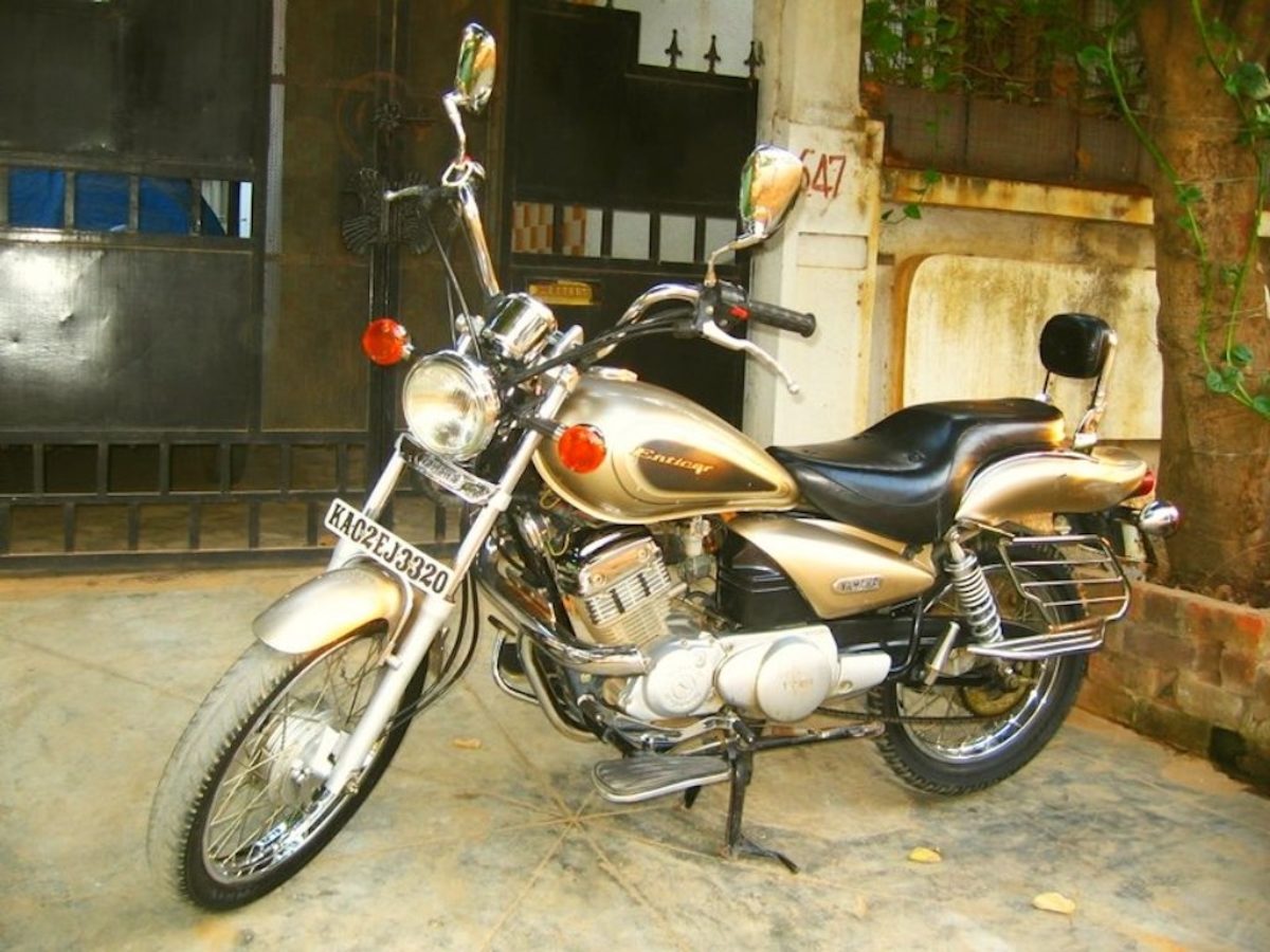 yamaha avenger bike