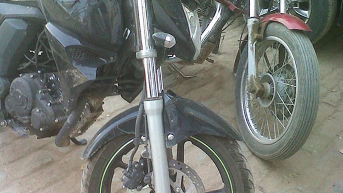 Yamaha fz old model hot sale olx