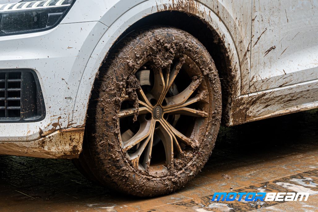 Audi Q8 Muddy Tyres